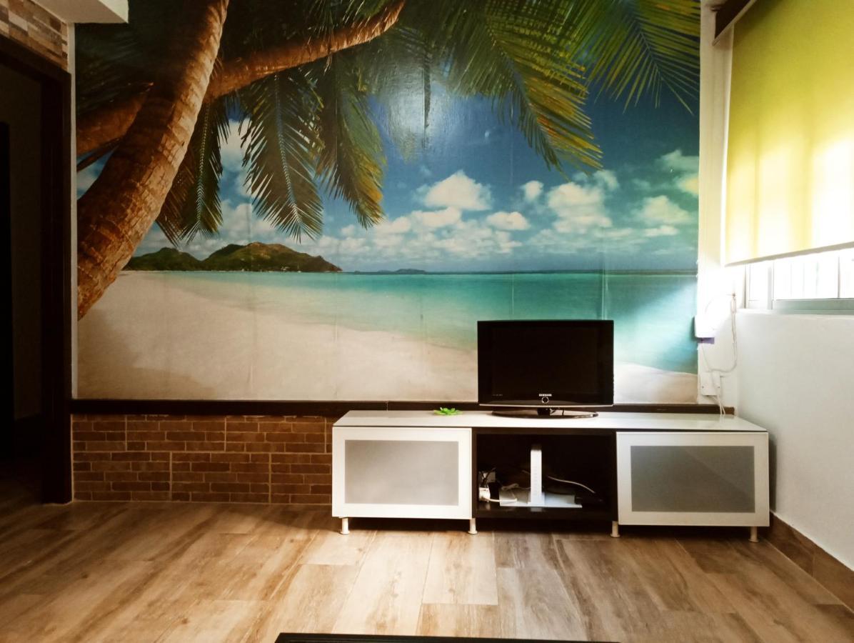 Precioso Apartamento 3 Habitaciones. Con Patio. 카마스 외부 사진