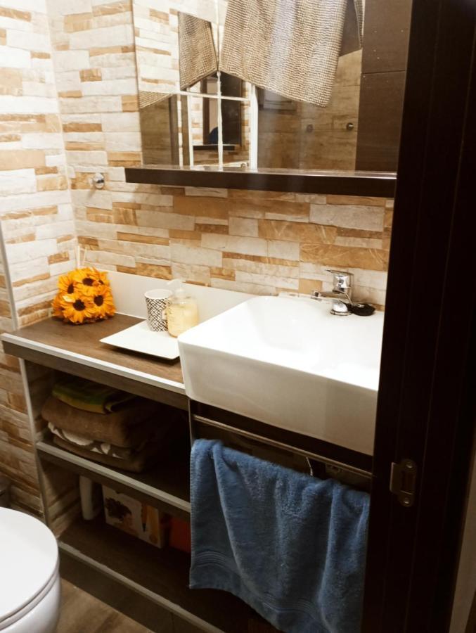 Precioso Apartamento 3 Habitaciones. Con Patio. 카마스 외부 사진