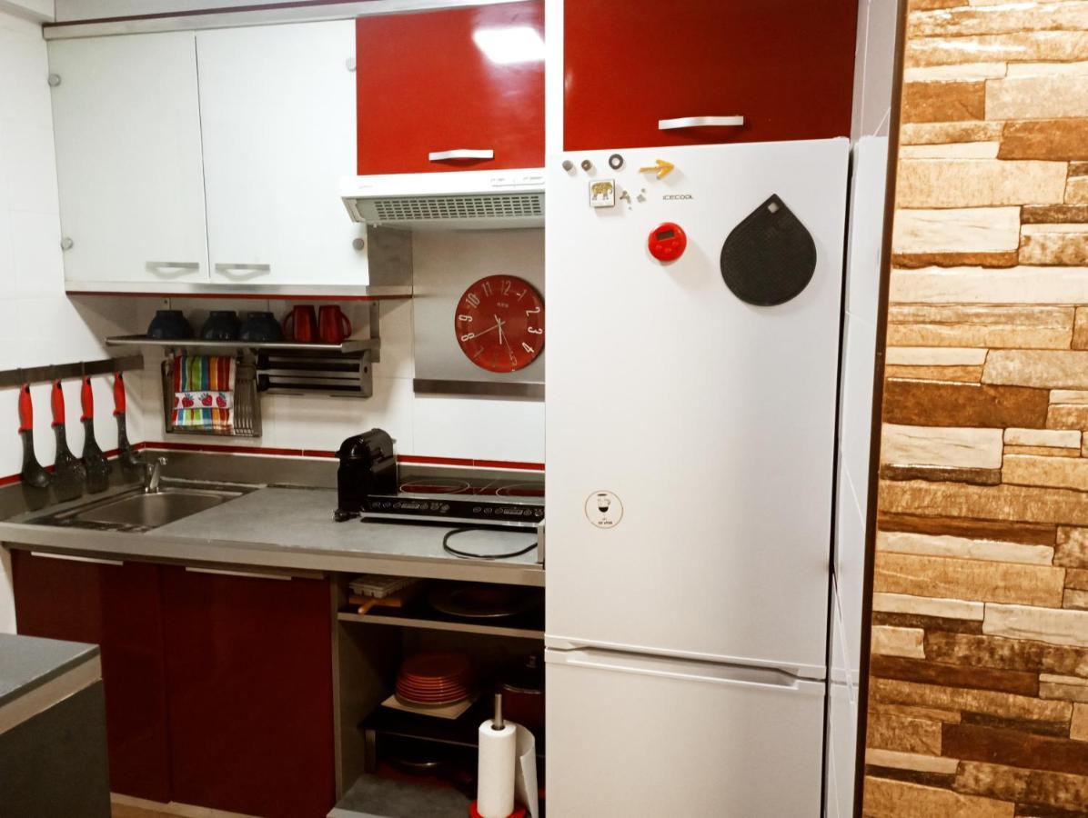 Precioso Apartamento 3 Habitaciones. Con Patio. 카마스 외부 사진