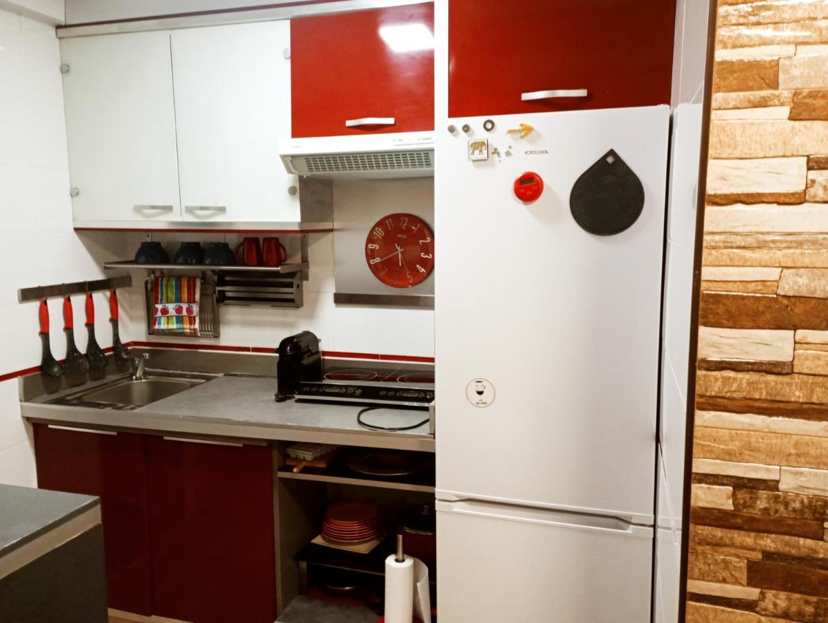 Precioso Apartamento 3 Habitaciones. Con Patio. 카마스 외부 사진
